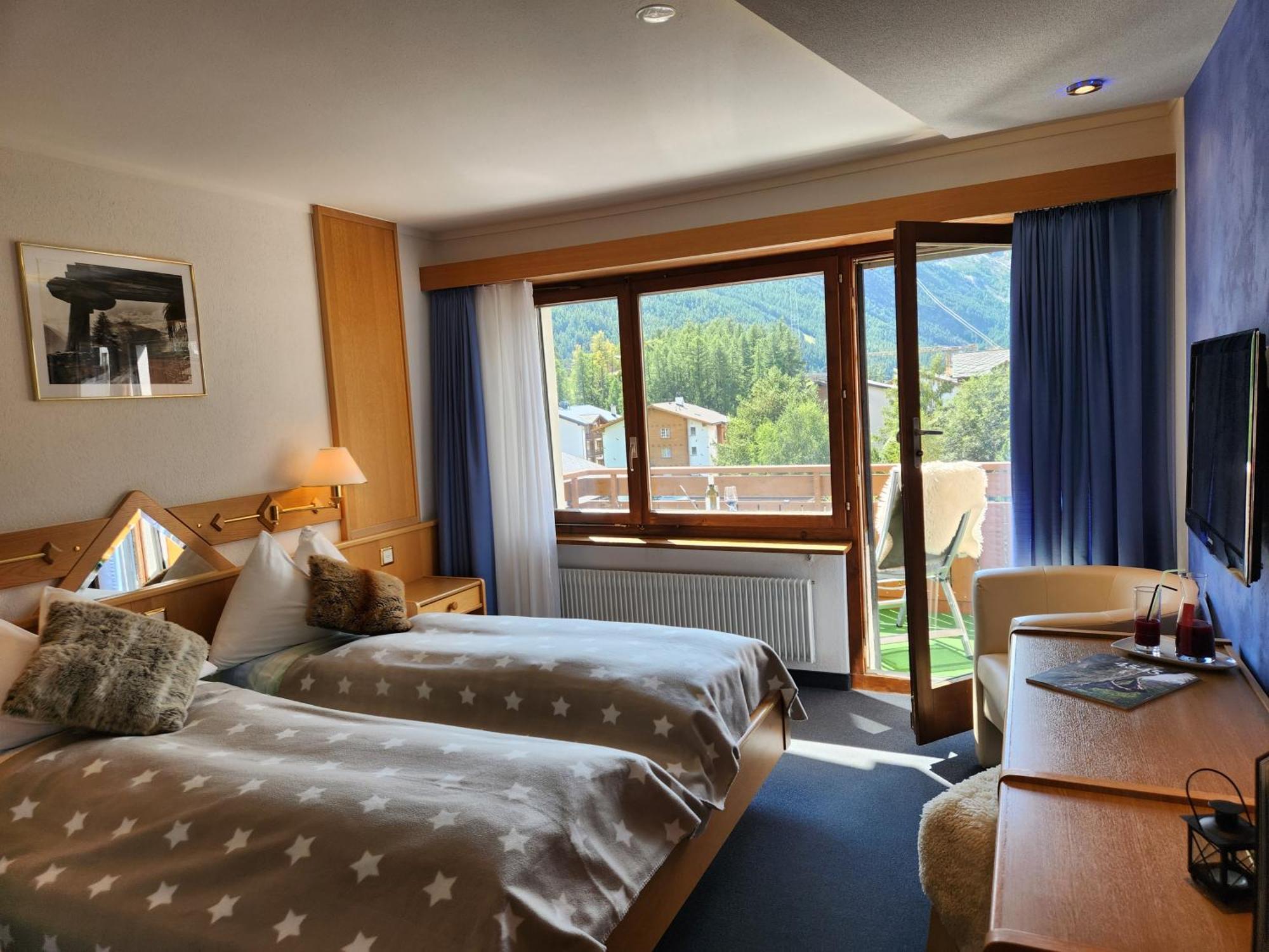 Hotel Etoile & Alpenperle Residences Saas-Fee Room photo
